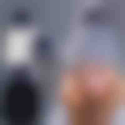 Teplá pletená čepice s bambulí | GLACIA